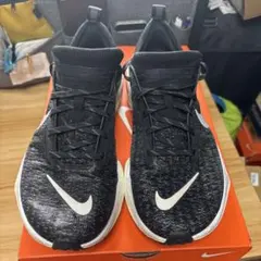 NIKE ZoomX Invincible 3 メンズ25.5cm