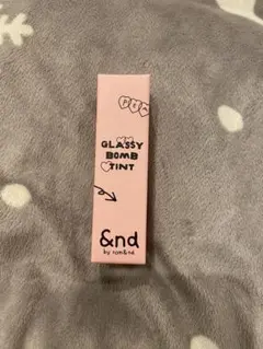 アンドバイロムアンドGLASSY BOMB TINT 01CHERRY-Pのサムネイル