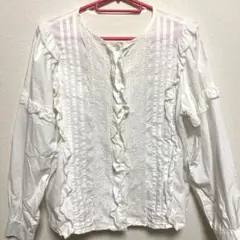 ローリーズファーム✩ フリルブラウス　ホワイト