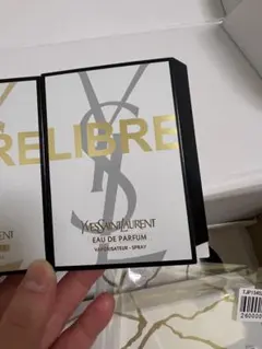 イブサンローラン リブレ オーデパルファム ミニサイズ 1.2ml 香水