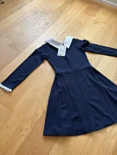未使用　ZARA ネイビー ワンピース 8号　130cm