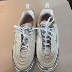 NIKE スニーカー HM0256-002 25.5cm