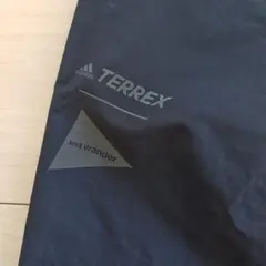 and wander adidas ナイロンパンツ Mサイズ