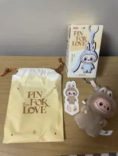 POP MART ラブブ イニシャル ぬいぐるみキーホルダー B