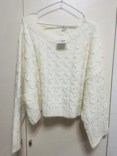 【新品】chewy aran knit～チューイーアランニット　flowerのサムネイル