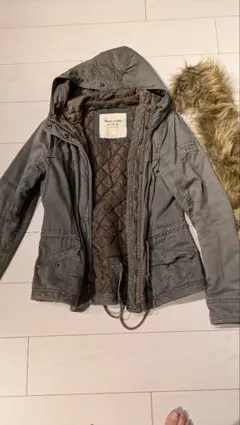 アバクロ　アウター　ファー付き