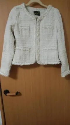 厚手　ミックスツィード　ノーカラージャケット　フリンジ　ベージュ　ラメ