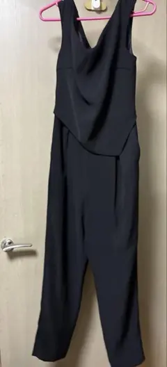 パンツドレス　オールインワン　ブラック