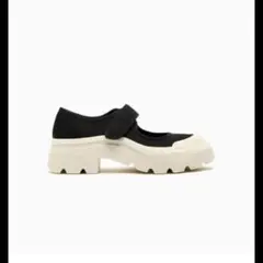ZARA トラックソール　フラット　スニーカー　人気　完売