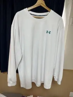 Under Armour ホワイト トレーナー 3XL