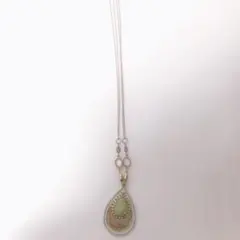 ネックレス  エメラルドグリーン