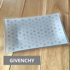 【GIVENCHY】　ガラストレイ②　インテリアトレイのサムネイル