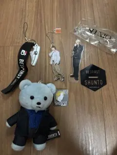 シュント アクリル　くま　キーホルダー