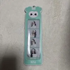 Item thumbnail for item 277fa35a-0582-4157-a476-cd04b4263a49