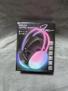 光るワイヤレスヘッドホン ブラック