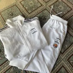 adidas ポケモン コラボ ジャージ