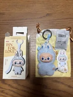 LABUBU PIN FOR LOVE ぬいぐるみ ラブブ イニシャル 【D】