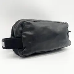 美品　GUCCI クラッチバッグ　セカンドバッグ　レザー　ブラック　ロゴプレート