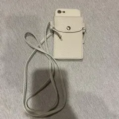 ホワイトショルダーストラップケース iPhone8用
