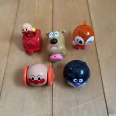 アンパンマン　ガチャガチャ　5点セット　おもちゃ