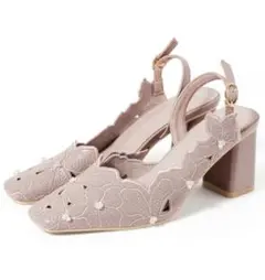 花柄カッティングスクエアトゥレザーパンプス 24cm