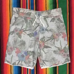 H&M ボタニカル柄 スウェット ショートパンツ ハーフパンツのサムネイル