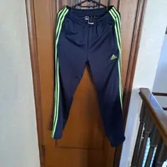 adidas　ジャージパンツ