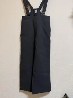 黒いサスペンダー付きオーバーオール 135cm