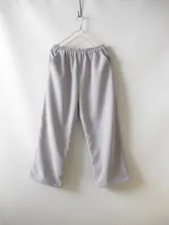 ポリ太畝コーデュロイアイスグレーイージーパンツ