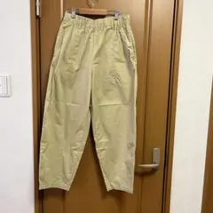 ジーユー　バルーンアンクルパンツ