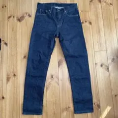 UNIQLO スリムストレートデニム