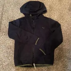 【美品】プーマ　パーカー 140サイズ　黒　キッズ