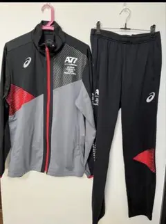 Item thumbnail for item ddded746-ba8a-4061-a5b5-6c3a60a77812