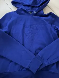 GUESS パーカー