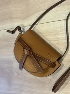 極美品 LOEWE ロエベ ゲート ラフィア レザー ショルダーバッグ オレンジ 美品】LOEWE ロエベ ゲート ラフィア ショルダーバッグ オレンジ夏