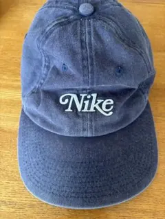 Nike ネイビーキャップ 1972年デザイン