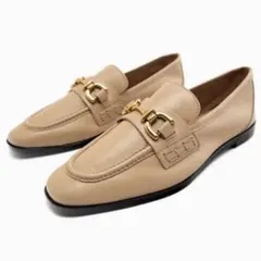 完売品‼️ZARA‼️レザーローファー‼️