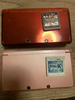 3DS 赤 、ピンク 本体2機ジャンク品 ポケモンソフト2つ付き、まとめ売り