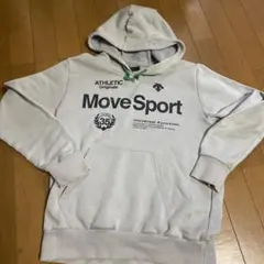 move sport パーカー