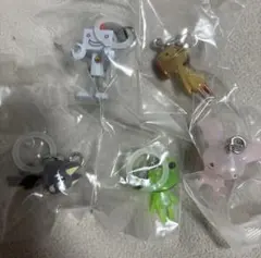 ソ*イ様 どこでもいっしょ めじるしアクセサリー 5種セット ガチャガチャ
