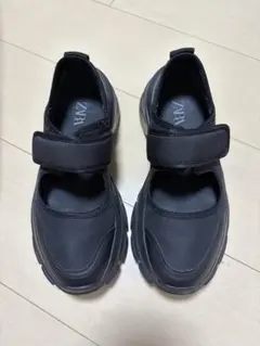 ZARA バレエフラットスニーカー