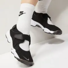 美品 NIKE ナイキ エアリフト ブリーズ ウィメンズ 23 24 Black