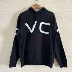 ルーカ　アーチロゴ ブラック フード付きパーカー S