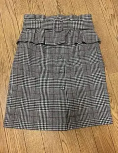 リランドチュール　チェック柄フリルウエストタイトスカート