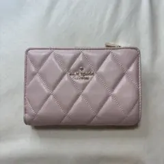 新品】Kate spade キルティング 2つ折り財布 ブルーグレー - メルカリ