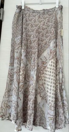 アパルトモン　BLUE BOHEME シルクスカートのサムネイル