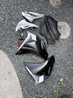 mc41 cbr250r 前期　カウル　まとめ売り おまけ有のサムネイル