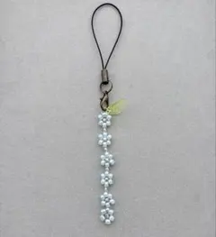 ライトブルー ビーズフラワー ストラップ リーフ ハンドメイド