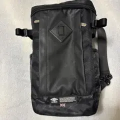 umbro 黒 バックパック