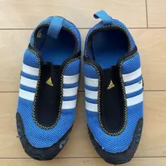 adidas マリンシューズ 青
